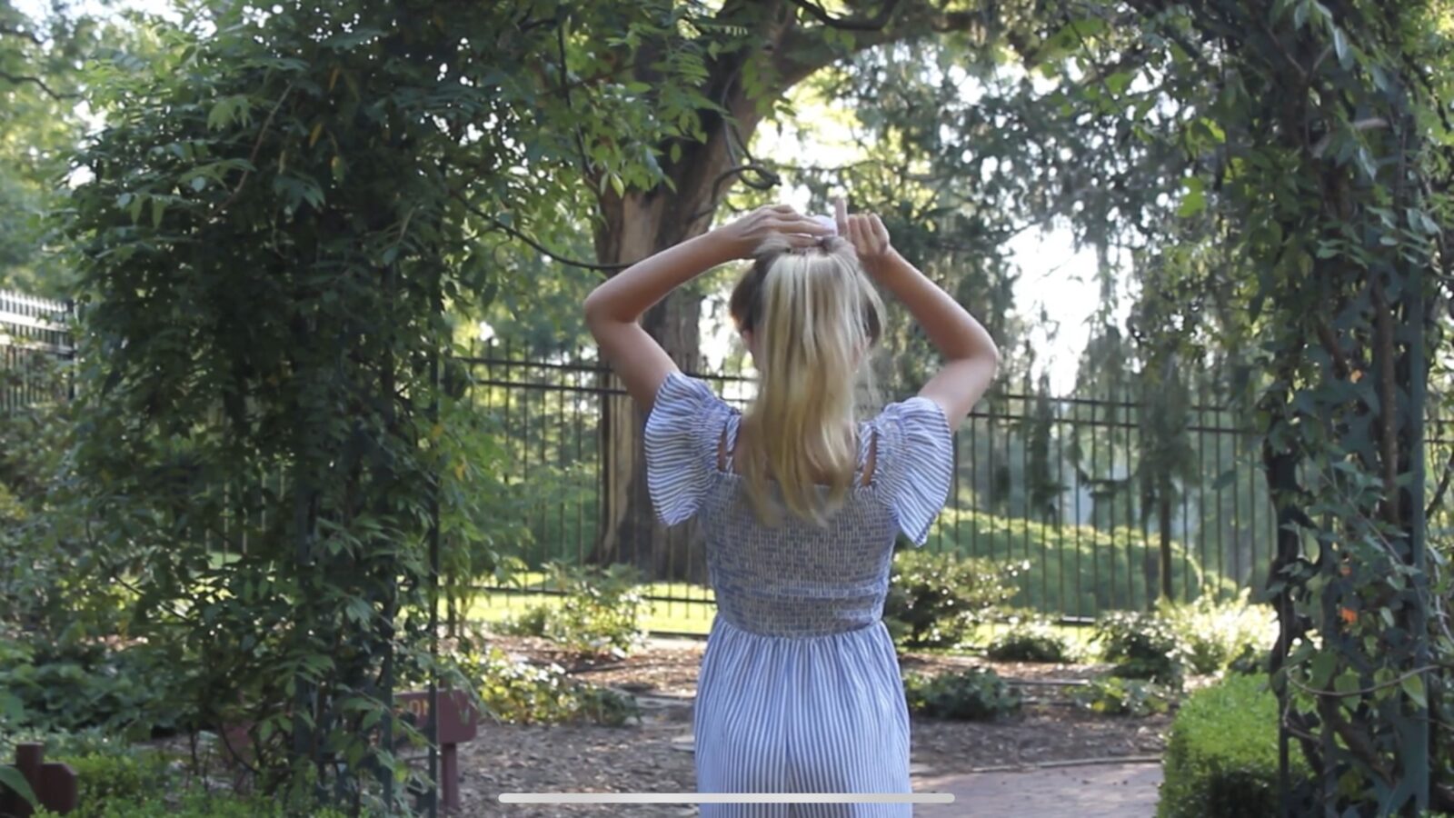 curlinator ponytail bun