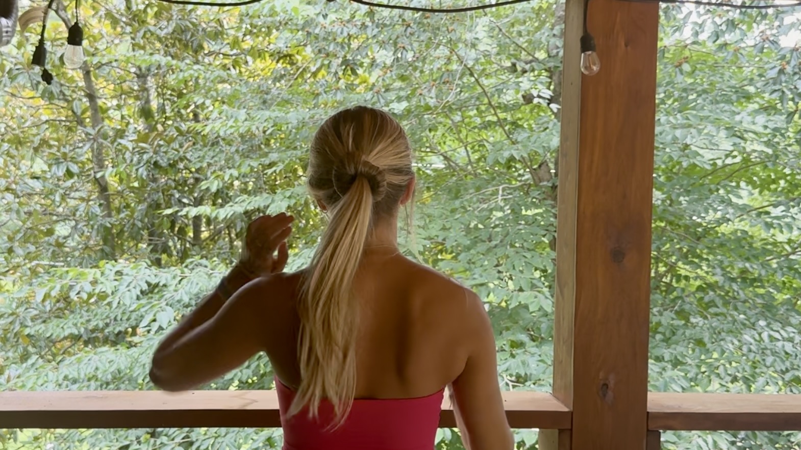 curlinator-ponytail-bun